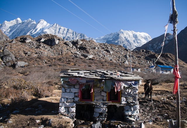 Kanjin Gompa,Yala Peak